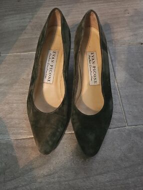 Evan Picone Dark Olive Suede Pointed-Toe Pumps